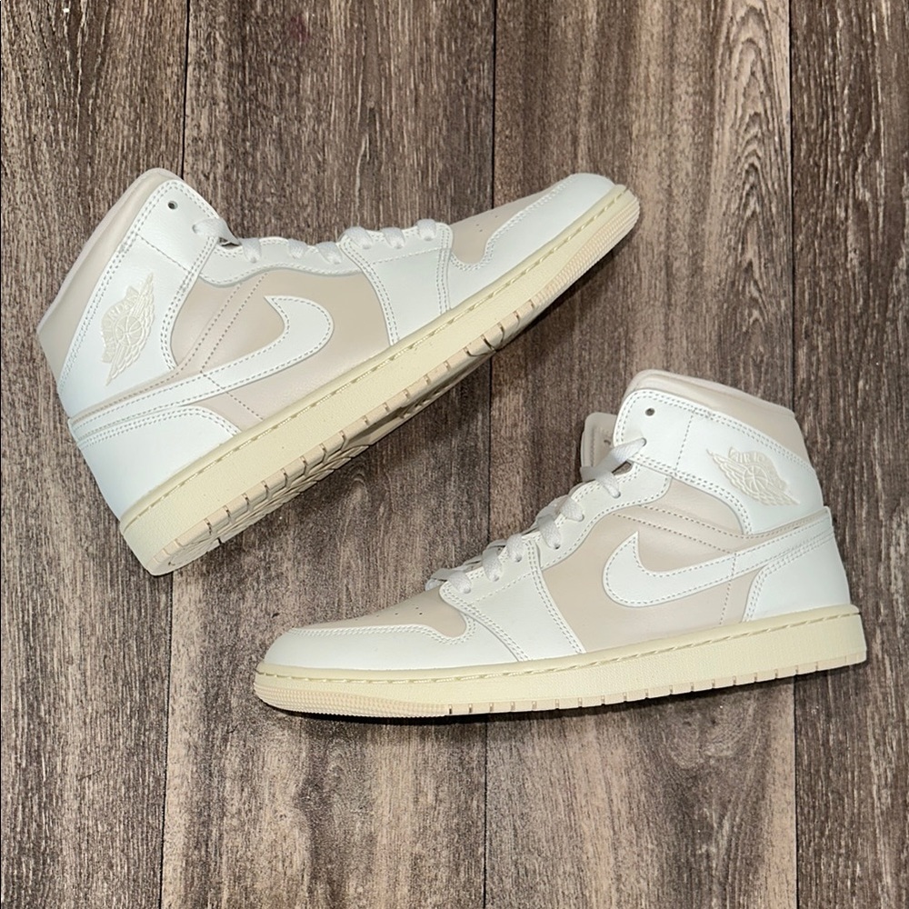 NIB Nike Air Jordan 1 High Sneakers - White and Cream SZ 12 W $176 MSRP